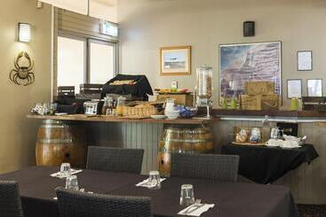 酒店 Albatross Bay Resort