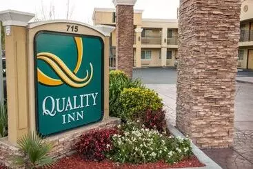 호텔 Quality Inn Near Chico State