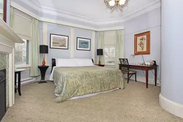 Отель Cabot Boutique