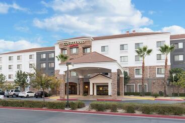 Отель Courtyard By Marriott Ontario Rancho Cucamonga