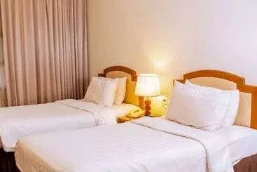 ホテル Grand Legi Mataram