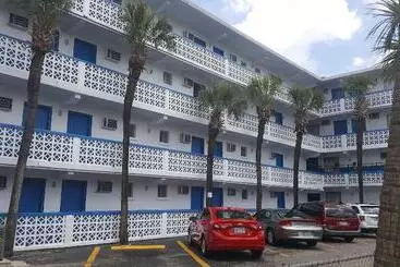 Hotelli Polynesian Oceanfront