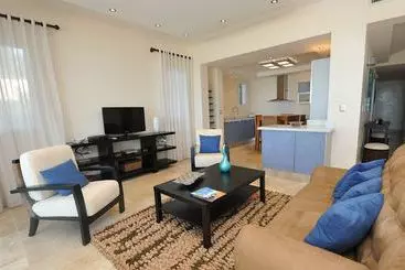 Hotelli Watermark Luxury Oceanfront Residences