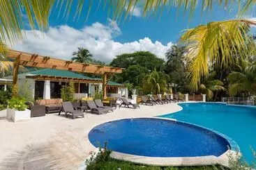 Bed and Breakfast Paraiso Rainforest And Beach