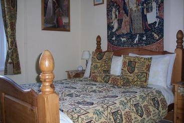 فندق Minstrel's Rest