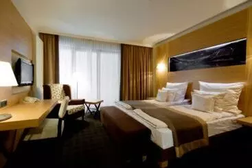 Lomakeskus Grand Nosalowy Dwor