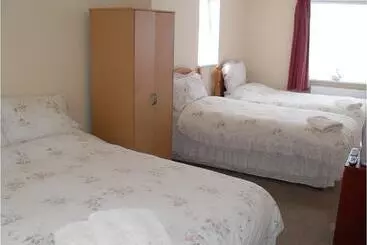 Hotel Alma Lodge Guest House