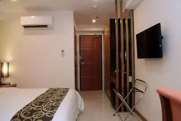Hotell Guijo Suites Makati