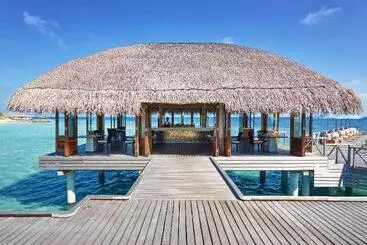 هتل Huvafen Fushi