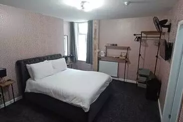 هتل Vinnie S Family