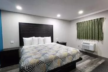 Motel Scottish Inn & Suites