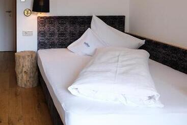 Ferien & Wellnesshotel Windschar