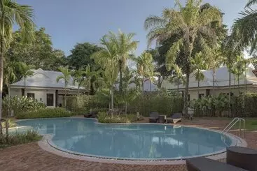 The Pe La Resort, Phuket Sha Extra Plus