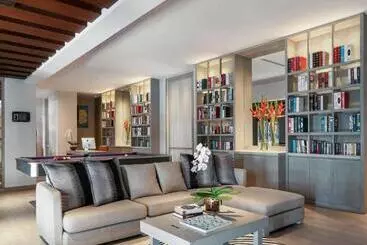 Отель Pullman Phuket Arcadia Naithon Beach