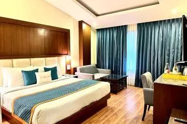 Hotel Zone Connect By The Park Mussoorie