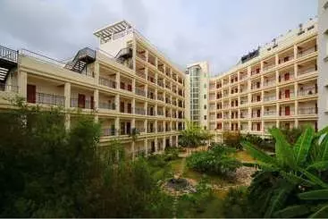 Hotel Hna Airport Express  Sanya