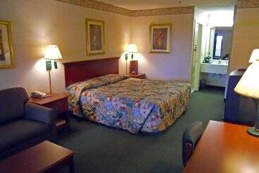 בית מלון כפרי America S Best Inn & Suites   Decatur