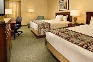 Отель Drury Inn & Suites Jackson Ridgeland