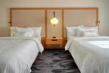 בית מלון כפרי Fairfield Inn & Suites Woodbridge