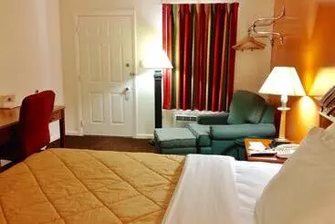 בית מלון כפרי Americas Best Value Inn Lancaster