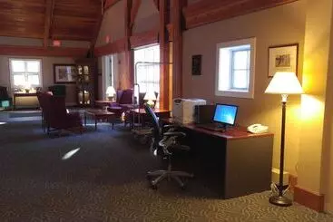 酒店 Warren Conference Center And Inn
