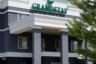 מלון דירות Grandstay Apple Valley