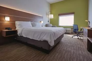 Отель Holiday Inn Express & Suites Akron Regional Airport Area By Ihg