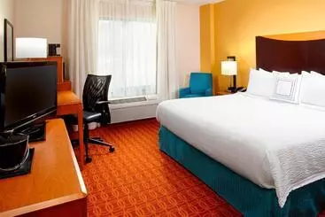 هتل Fairfield Inn & Suites Pittsburgh Neville Island