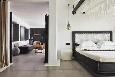 Отель Myconian Utopia Relais & Chateaux