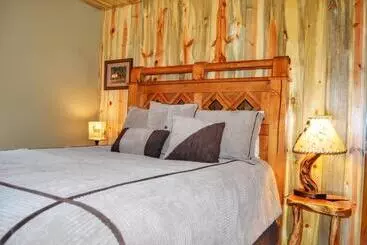 Otel The Inn On Fall River & Fall River Cabins