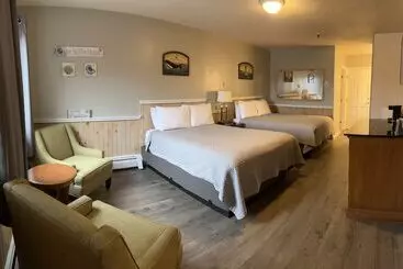 Отель Vacationland Inn & Suites