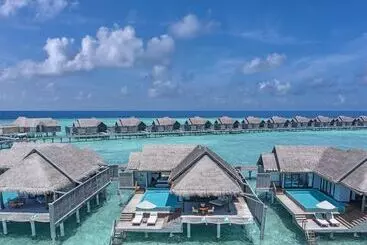Anantara Kihavah Maldives Villas