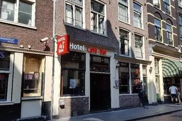 ホテル Old Quarter