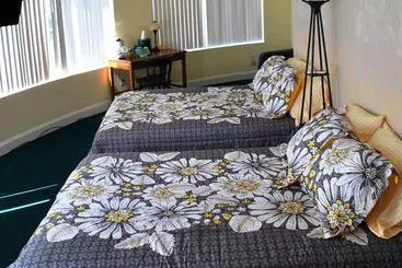 The Hurricane Resort Hotel & Restaurant