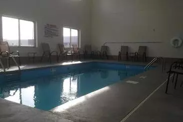 The Edgewood Hotel And Suites