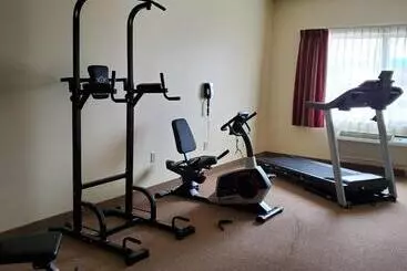 The Edgewood Hotel And Suites