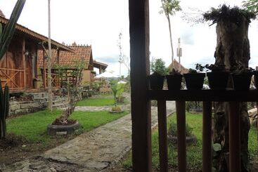 호텔 Singgasana Villa & Resto