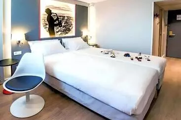 ホテル Périphérie Porte De Saint Ouen