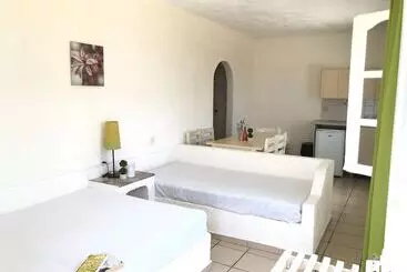 Apartament Semiramis Piskopiano By Checkin