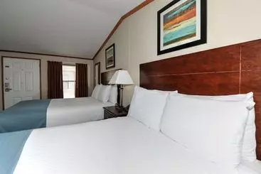 Instalodge Hotel & Suites