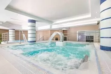 Estepona Hotel & Spa Resort