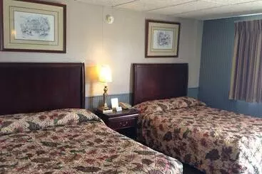 Мотель Cadet Motor Inn