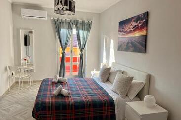 تختخواب و صبحانه Hangar Inn