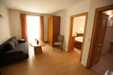 فندق Gasthof Pöchhacker