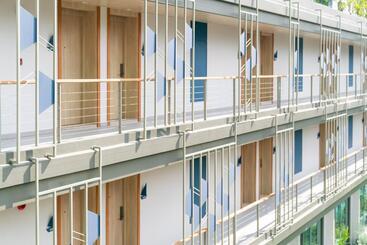 Hotel Panwaburi Beachfront Resort