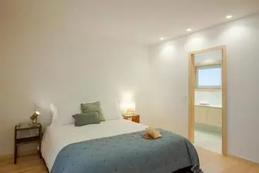 ペンション 70 S Wood House