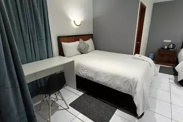 Accel Hotel La Quinta