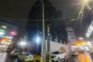 Croissant Hotel Guri By Aank