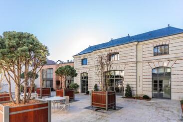 هتل Les Tresorieres