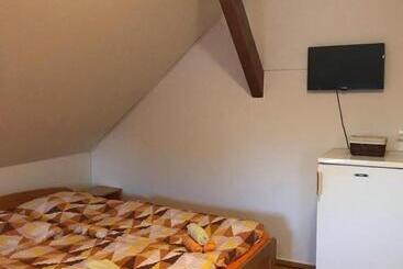 פנסיון Pod Smrcinou